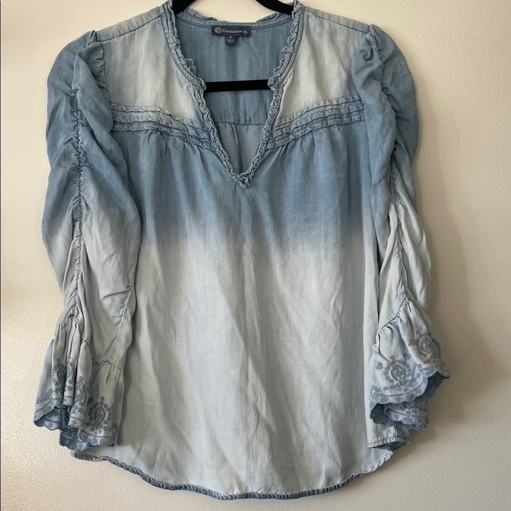 Democracy|Light Blue denim Ombre Blouse|Small|EUC